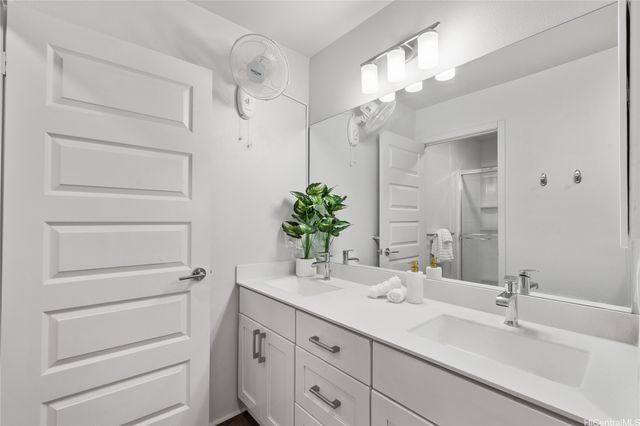 91-3525 Kauluakoko Street 1910, Ewa Beach, HI 96706
