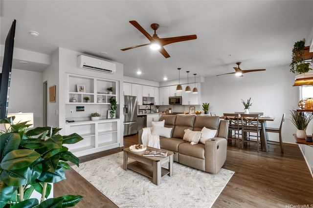 91-3525 Kauluakoko Street 1910, Ewa Beach, HI 96706
