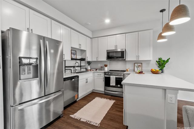 91-3525 Kauluakoko Street 1910, Ewa Beach, HI 96706