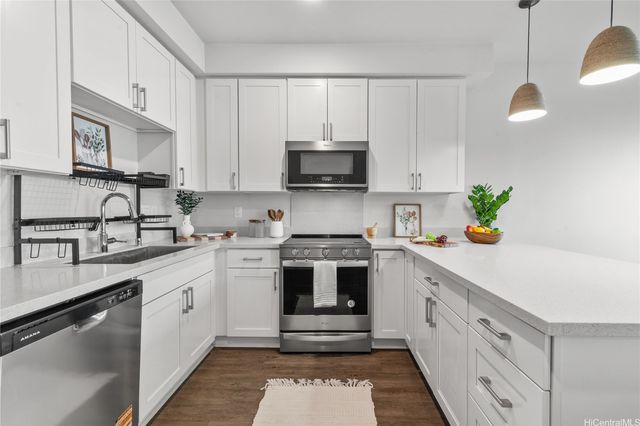 91-3525 Kauluakoko Street 1910, Ewa Beach, HI 96706