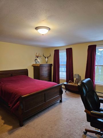 420 Old Rochester Road, Somersworth, NH 03878