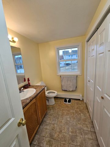 420 Old Rochester Road, Somersworth, NH 03878