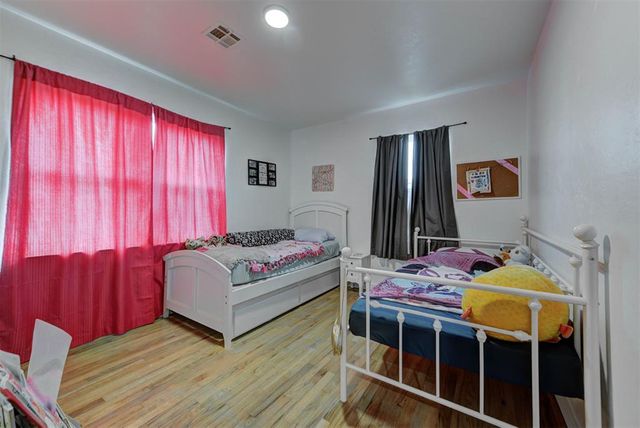 10834 NE 17th Street, Oklahoma City, OK 73141