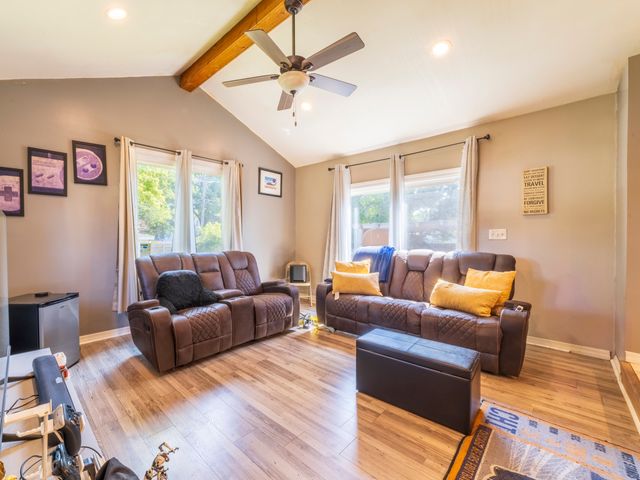 17519 Community Street, Lansing, IL 60438