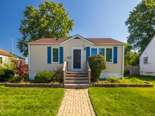 17519 Community Street, Lansing, IL 60438