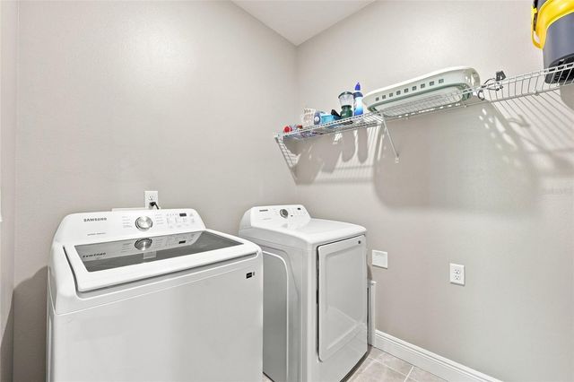 3919 KNOTTY PINE STREET, St Cloud, FL 34772