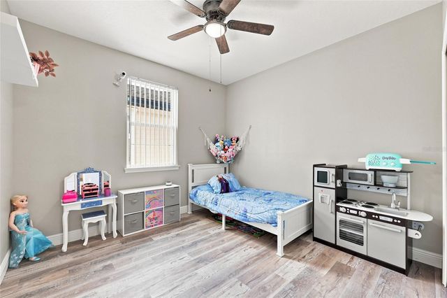 3919 KNOTTY PINE STREET, St Cloud, FL 34772