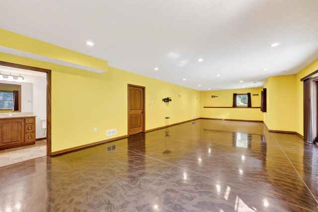 7224 Kickaboo Road, Waunakee, WI 53597