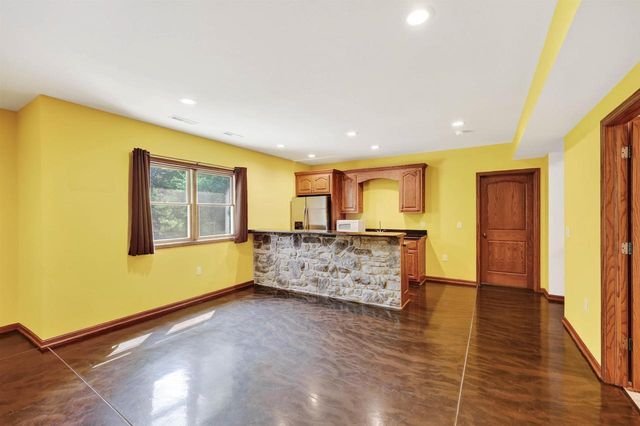 7224 Kickaboo Road, Waunakee, WI 53597