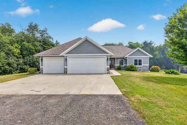 7224 Kickaboo Road, Waunakee, WI 53597