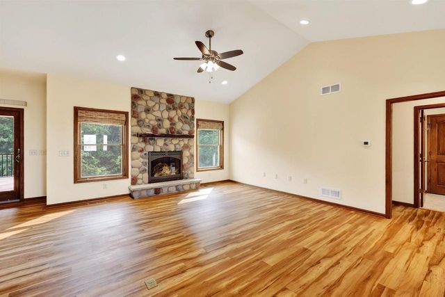 7224 Kickaboo Road, Waunakee, WI 53597