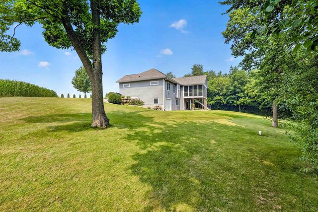 7224 Kickaboo Road, Waunakee, WI 53597