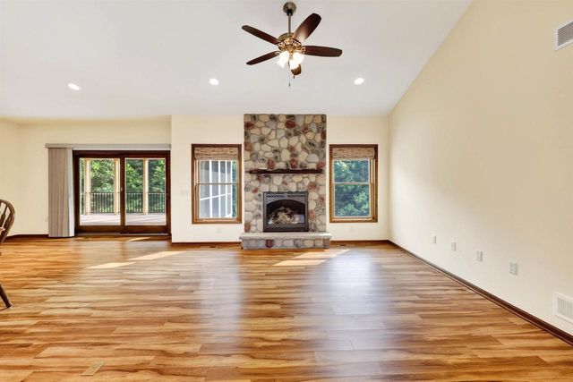 7224 Kickaboo Road, Waunakee, WI 53597