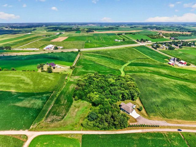 7224 Kickaboo Road, Waunakee, WI 53597