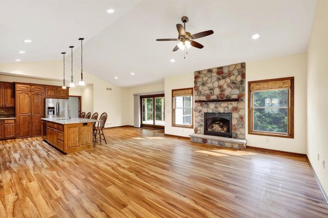 7224 Kickaboo Road, Waunakee, WI 53597