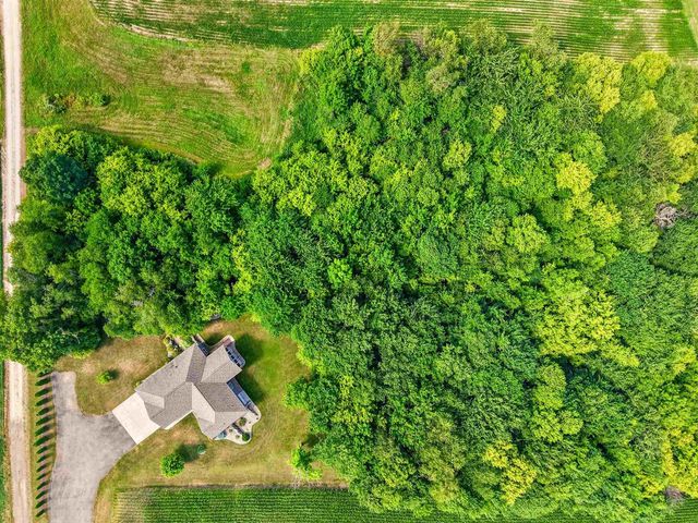 7224 Kickaboo Road, Waunakee, WI 53597
