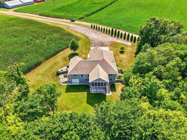 7224 Kickaboo Road, Waunakee, WI 53597