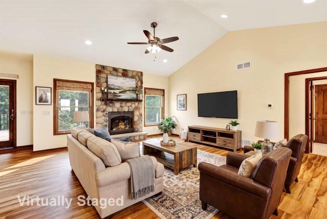 7224 Kickaboo Road, Waunakee, WI 53597