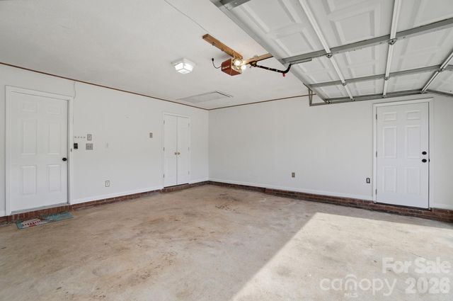 5908 Heathrow Court, Monroe, NC 28110