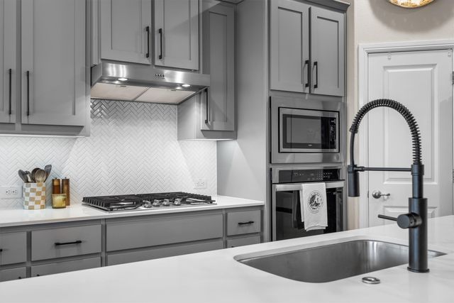 2013 Windsor Drive, Argyle, TX 76226