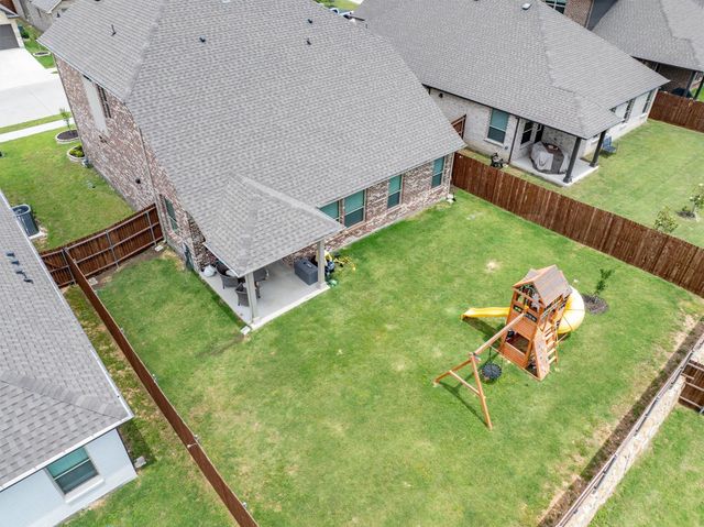 2013 Windsor Drive, Argyle, TX 76226