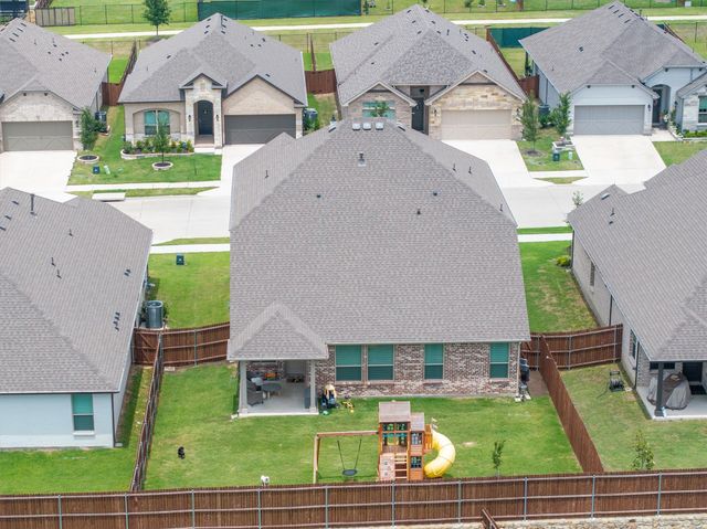 2013 Windsor Drive, Argyle, TX 76226