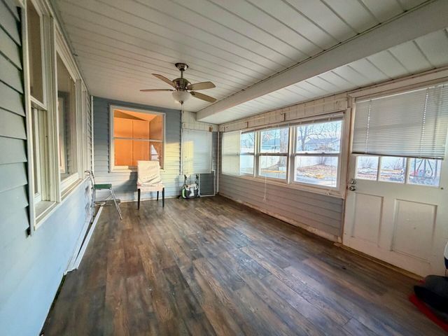 207 E Joliet Street, Schererville, IN 46375