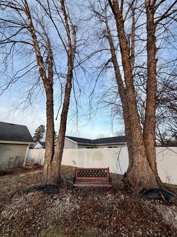 207 E Joliet Street, Schererville, IN 46375