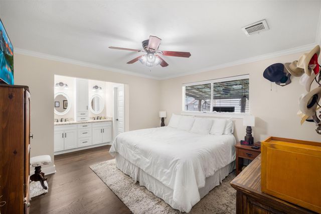 1740 Airline Drive, Katy, TX 77493