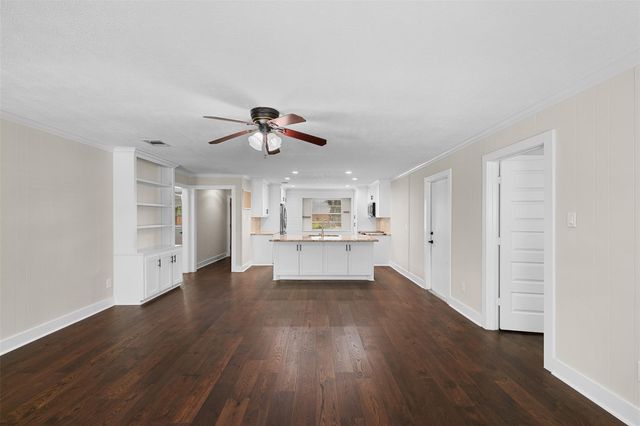 1740 Airline Drive, Katy, TX 77493