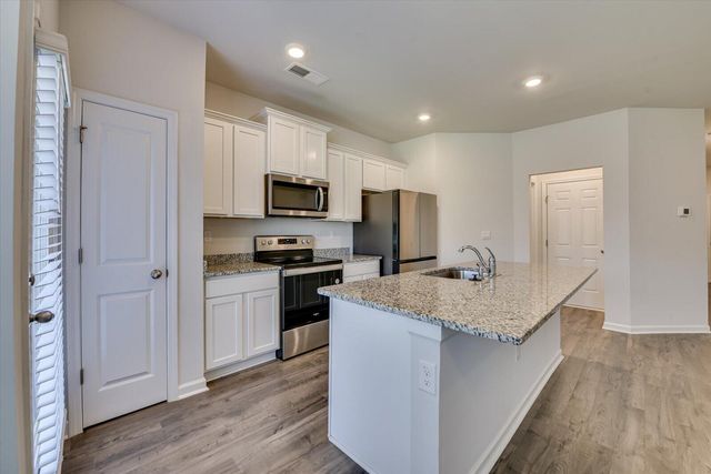 5446 Thrasher Lane, Hephzibah, GA 30815