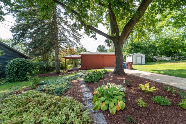 827 Westwood Avenue, Ann Arbor, MI 48103