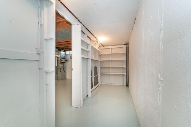 827 Westwood Avenue, Ann Arbor, MI 48103