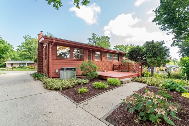 827 Westwood Avenue, Ann Arbor, MI 48103