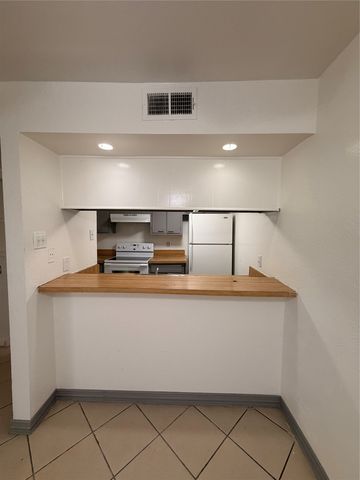 3045 Park Lane 1075, Dallas, TX 75220