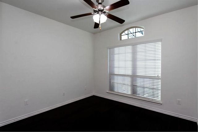 4008 Millers Creek Lane, Mustang, OK 73064