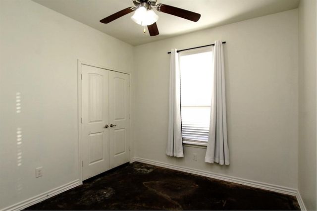 4008 Millers Creek Lane, Mustang, OK 73064