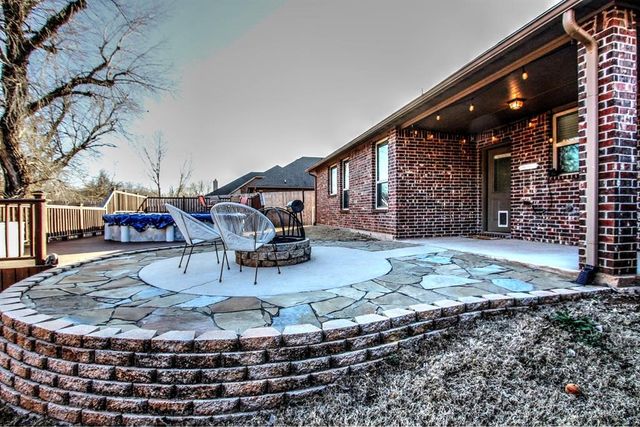 4008 Millers Creek Lane, Mustang, OK 73064