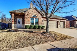 4008 Millers Creek Lane, Mustang, OK 73064