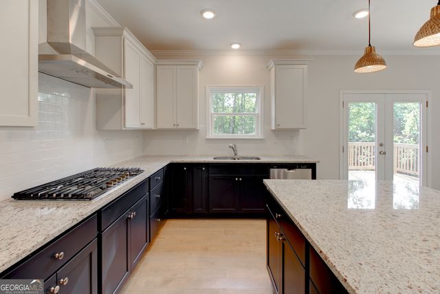 41 Woodland Road, Covington, GA 30016