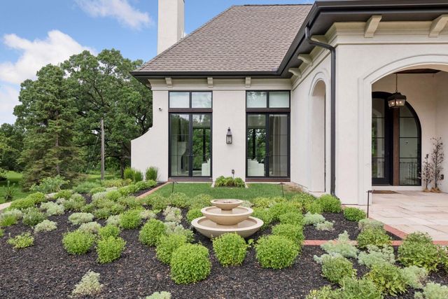 5404 Stauder Circle, Edina, MN 55436
