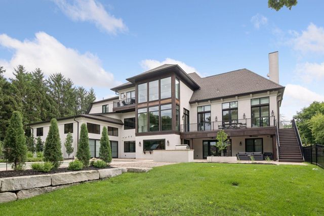5404 Stauder Circle, Edina, MN 55436