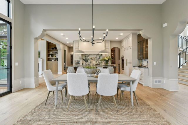 5404 Stauder Circle, Edina, MN 55436