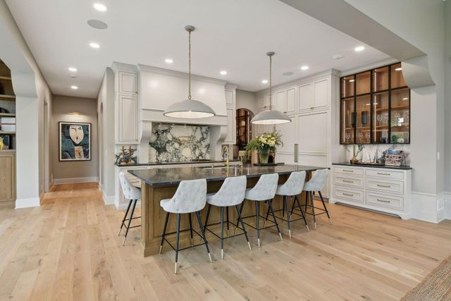 5404 Stauder Circle, Edina, MN 55436