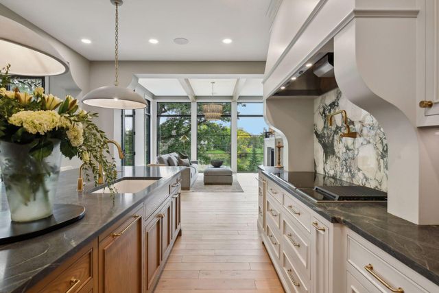 5404 Stauder Circle, Edina, MN 55436