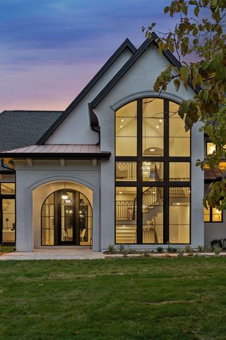 5404 Stauder Circle, Edina, MN 55436
