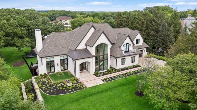 5404 Stauder Circle, Edina, MN 55436