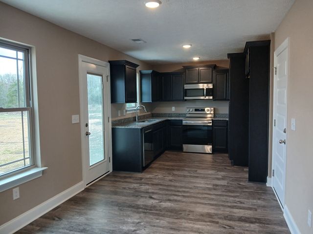 2910 Valley Farms Drive, Christiana, TN 37037