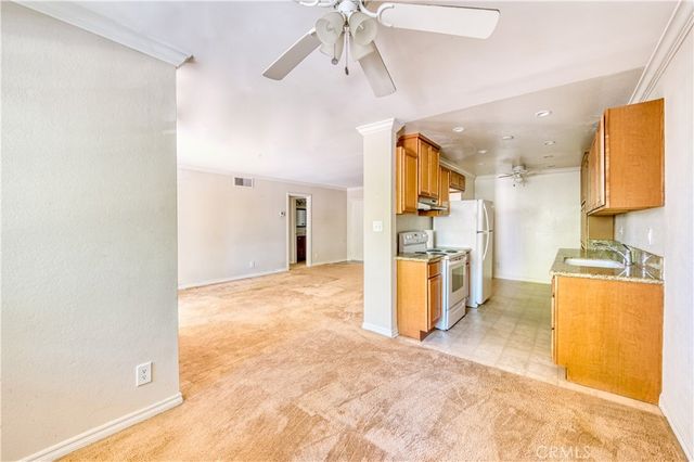 277 Pleasant Street 109, Pasadena, CA 91101