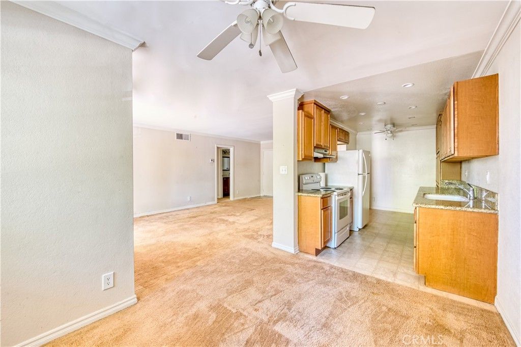 277 Pleasant Street 109, Pasadena, CA 91101 — photo 4